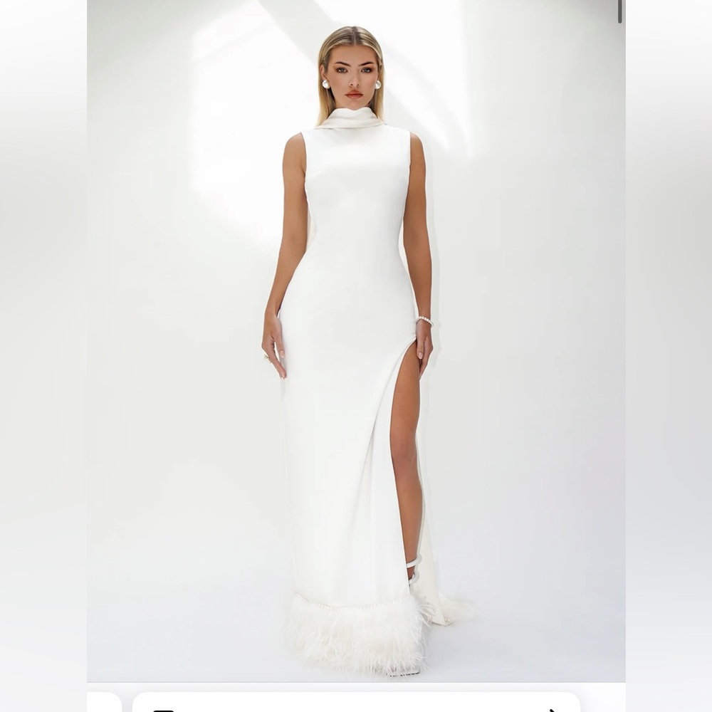 KHANUMS KERENA DRESS (SIZE S)